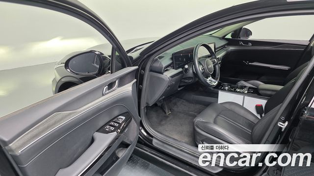Kia K5 (III) 2.0 Noblesse 2024 — фото 10