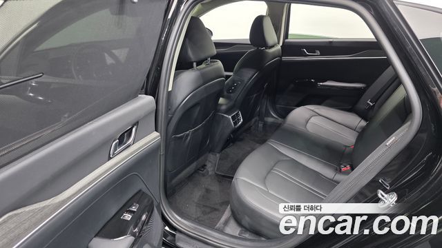 Kia K5 (III) 2.0 Noblesse 2024 — фото 12