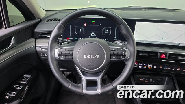 Kia K5 (III) 2.0 Noblesse 2024 — фото 13