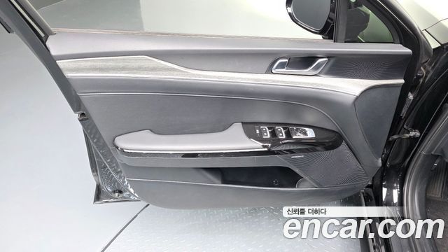Kia K5 (III) 2.0 Noblesse 2024 — фото 24