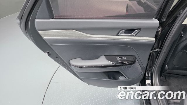 Kia K5 (III) 2.0 Noblesse 2024 — фото 25