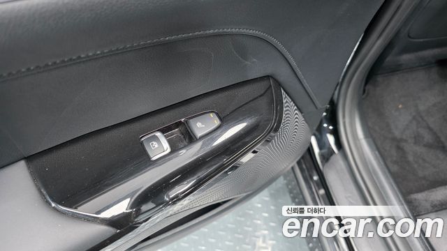 Kia K5 (III) 2.0 Noblesse 2024 — фото 30