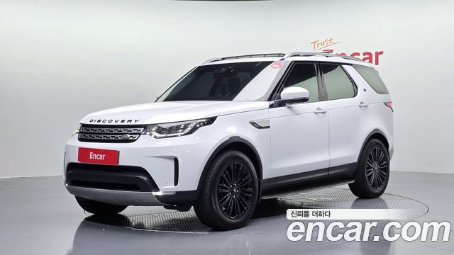 Land Rover Discovery 5 3.0 TD6 HSE Luxury 2017 — фото 1