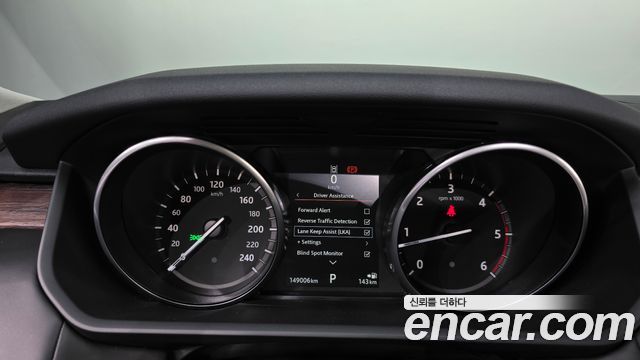 Land Rover Discovery 5 3.0 TD6 HSE Luxury 2017 — фото 8