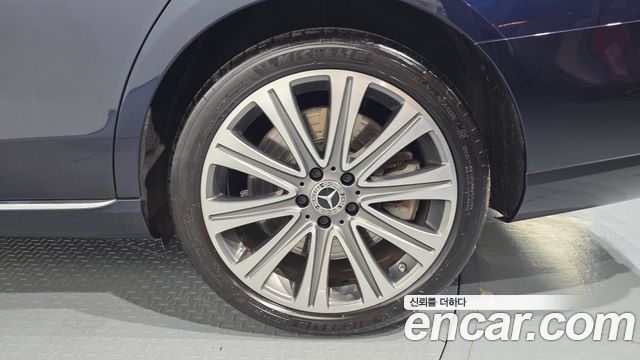 Mercedes-Benz E-Class (W213) E450 4MATIC Exclusive 2021 — фото 21