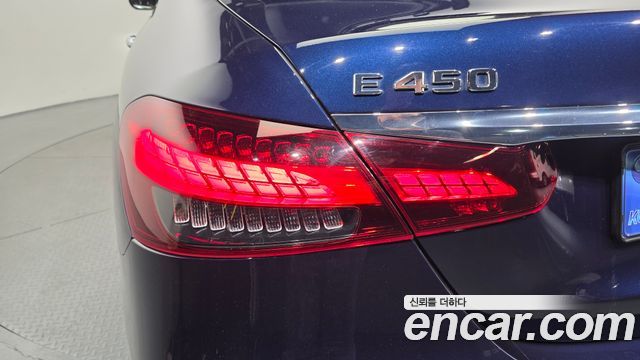 Mercedes-Benz E-Class (W213) E450 4MATIC Exclusive 2021 — фото 23