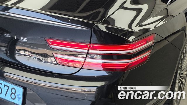 Genesis Electrified G80 (RG3) e-AWD 2022 — фото 23