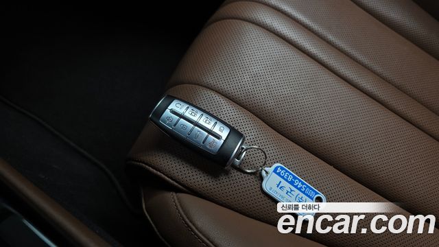 Genesis Electrified G80 (RG3) e-AWD 2022 — фото 32