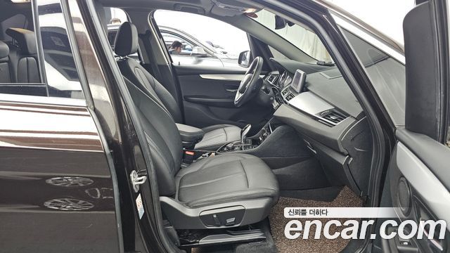 BMW 2 Series Active Tourer (F45) Joy 2020 — фото 15