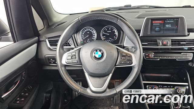 BMW 2 Series Active Tourer (F45) Joy 2020 — фото 17