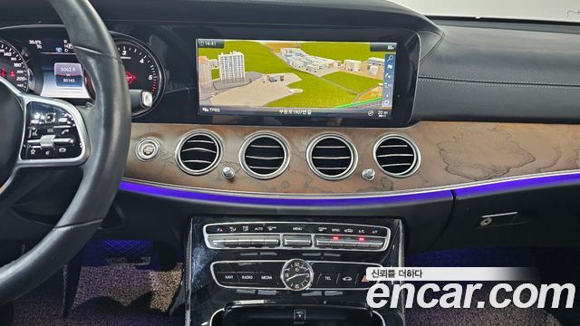 Mercedes-Benz E-Class (W213) E220d 4MATIC Exclusive 2019 — фото 13
