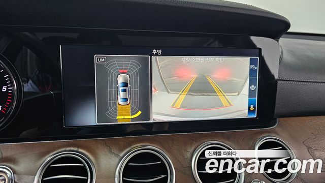 Mercedes-Benz E-Class (W213) E220d 4MATIC Exclusive 2019 — фото 14
