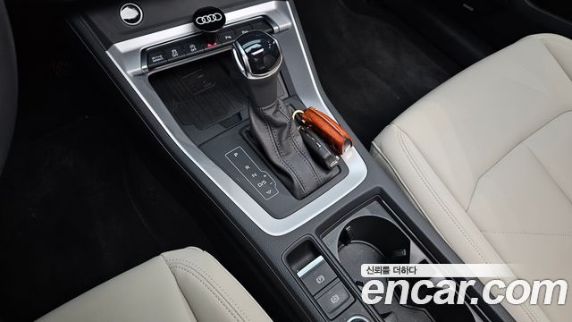 Audi Q3 (F3) 35 TDI Premium 2025 — фото 9