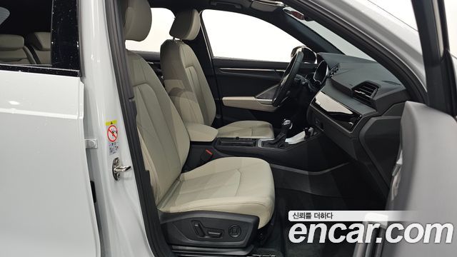 Audi Q3 (F3) 35 TDI Premium 2025 — фото 10