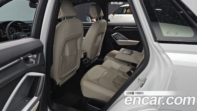 Audi Q3 (F3) 35 TDI Premium 2025 — фото 12