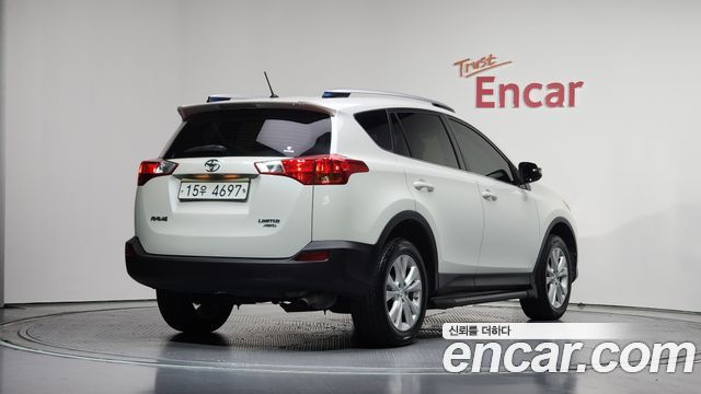 Toyota RAV4 2.5 4WD 4th 2014 — фото 2