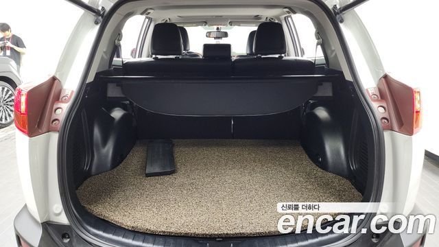 Toyota RAV4 2.5 4WD 4th 2014 — фото 20