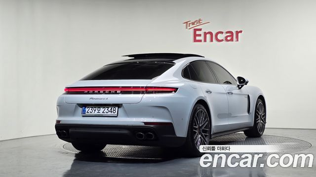 Porsche Panamera (976) 2.9 AWD E-Hybrid 2025 — фото 2