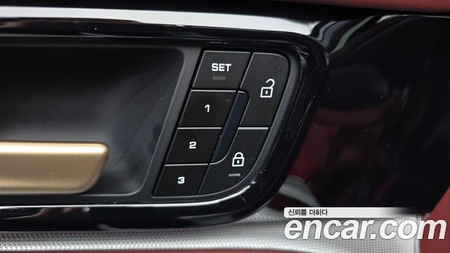 Porsche Panamera (976) 2.9 AWD E-Hybrid 2025 — фото 16