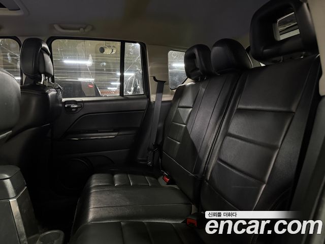 Jeep Compass 2.4 Black Edition 1st 2013 — фото 10