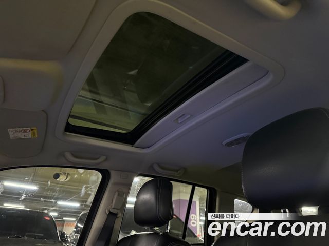 Jeep Compass 2.4 Black Edition 1st 2013 — фото 18
