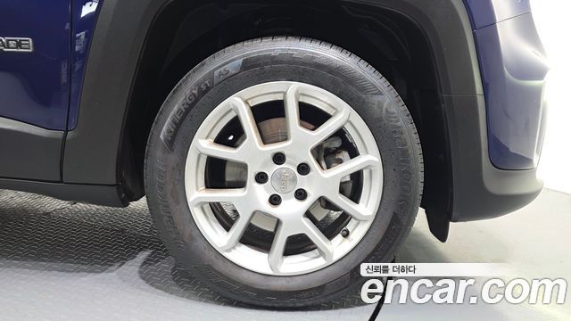 Jeep Renegade 2.4 Limited 2020 — фото 21