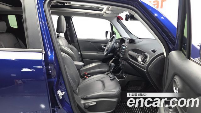 Jeep Renegade 2.4 Limited 2020 — фото 26