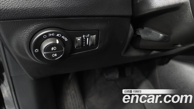 Jeep Compass (II) 2.4 Longitude AWD 2018 — фото 18