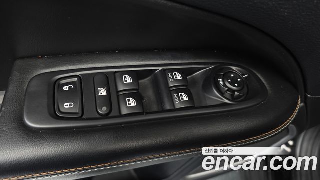 Jeep Compass (II) 2.4 Longitude AWD 2018 — фото 20
