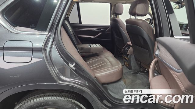 BMW X5 (F15) xDrive 30d 2017 — фото 12