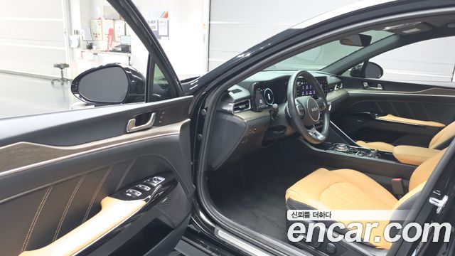 Kia K5 (III) 2.0 Signature 2023 — фото 10