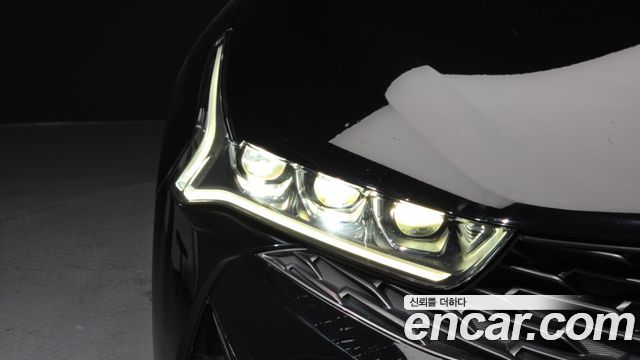 Kia K5 (III) 2.0 Signature 2023 — фото 28