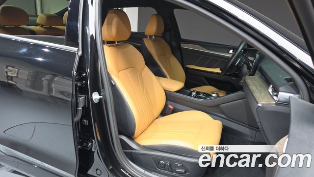 Kia K5 (III) 2.0 Signature 2023 — фото 32