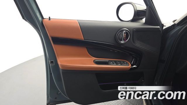 MINI Cooper S Countryman ALL4 Classic 2nd 2022 — фото 30