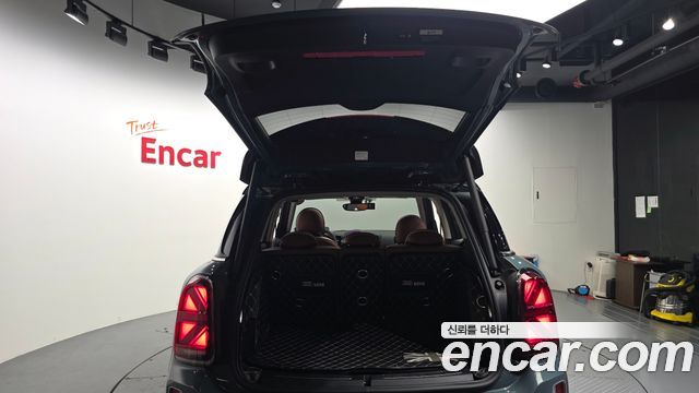 MINI Cooper S Countryman ALL4 Classic 2nd 2022 — фото 38