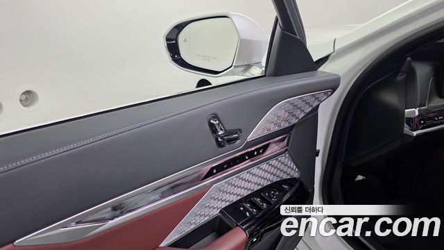BMW 7 Series (G70) 750e xDrive Design Pure Excellence 2023 — фото 44