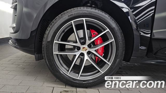 Porsche Macan 2.9 S 2023 — фото 5