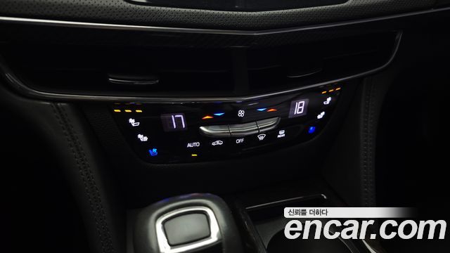 Cadillac CT6 3.6 Platinum AWD 2019 — фото 19