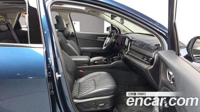 Kia Sportage (V) Gasoline 1.6 Turbo 2WD Signature Gravity 2022 — фото 11