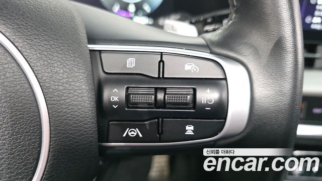 Kia Sportage (V) Gasoline 1.6 Turbo 2WD Signature Gravity 2022 — фото 17