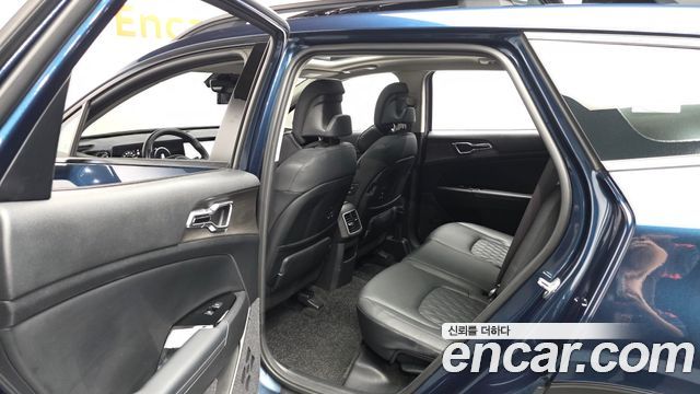 Kia Sportage (V) Gasoline 1.6 Turbo 2WD Signature Gravity 2022 — фото 26