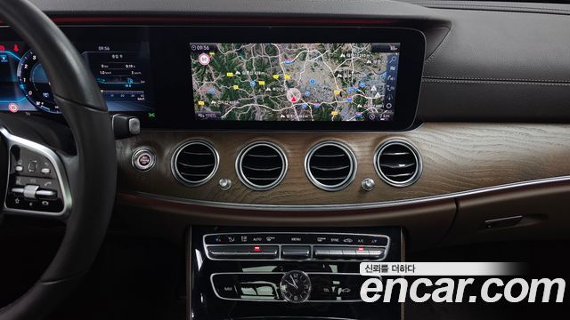 Mercedes-Benz E-Class (W213) E300 4MATIC Exclusive 2019 — фото 12