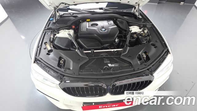 BMW 5 Series (G30) 530i M Sport Package Plus 2017 — фото 6