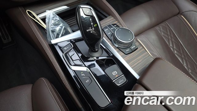 BMW 5 Series (G30) 530i M Sport Package Plus 2017 — фото 9
