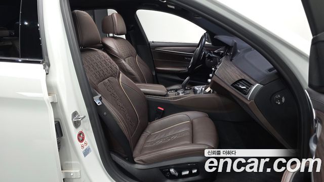 BMW 5 Series (G30) 530i M Sport Package Plus 2017 — фото 11