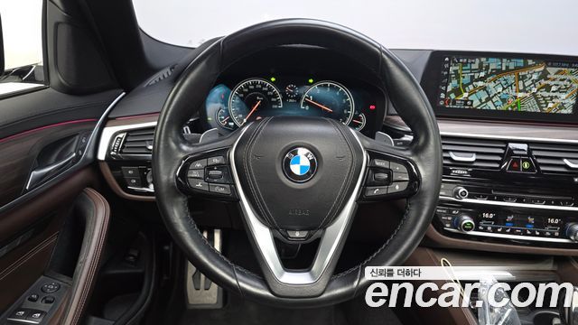 BMW 5 Series (G30) 530i M Sport Package Plus 2017 — фото 13