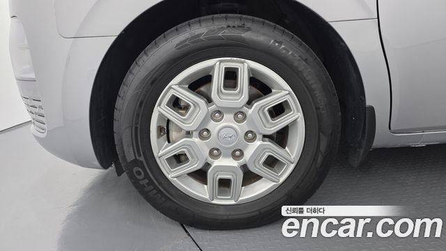 Hyundai Staria Cargo 3-Seater Modern 2024 — фото 5