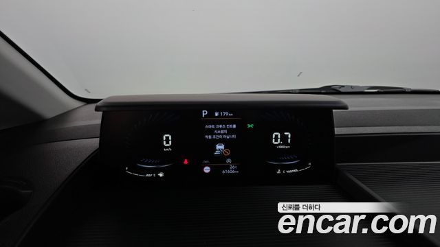 Hyundai Staria Cargo 3-Seater Modern 2024 — фото 8