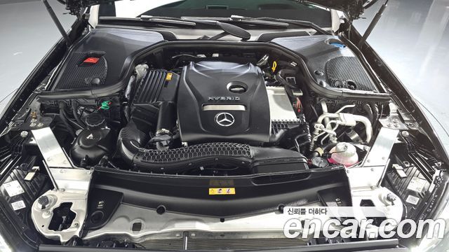 Mercedes-Benz E-Class (W213) E300e 4MATIC Exclusive 2021 — фото 6