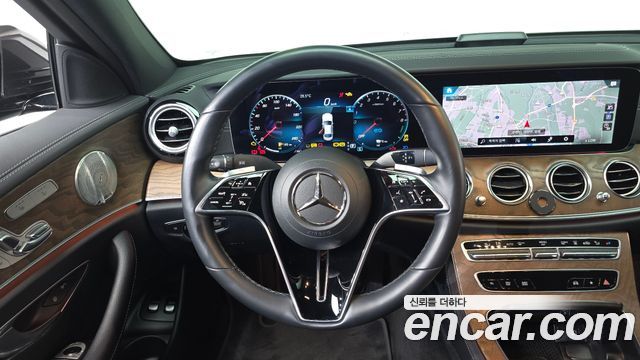 Mercedes-Benz E-Class (W213) E300e 4MATIC Exclusive 2021 — фото 13